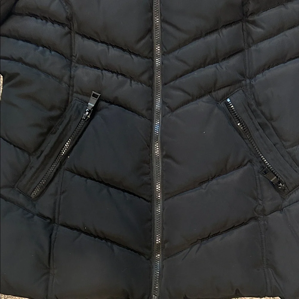 Madden Black Puffer Jacket with Faux Fur Hood size MM - Picture 9 of 16